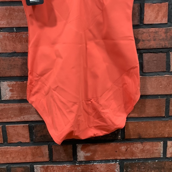 Heist The Outer' bodysuit - Picture 11 of 15